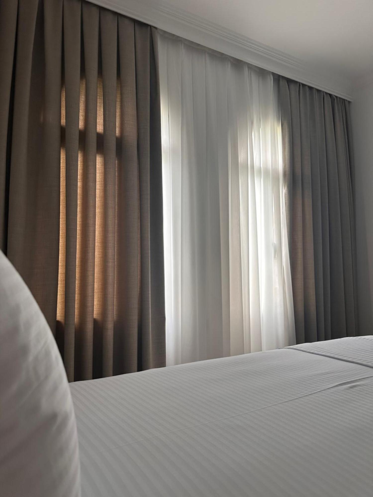 Riviera Hotel-City Center Vlorë Eksteriør billede